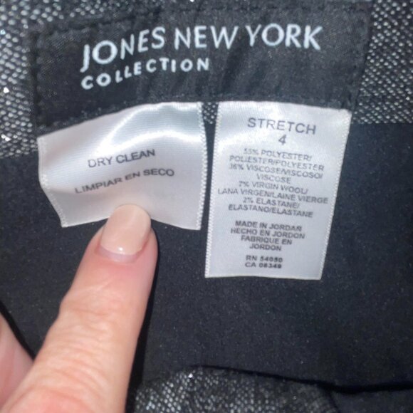 Jones New York Collection Black Gray Silver Pinstripe Slacks Sz 4 NWT - Picture 4 of 8